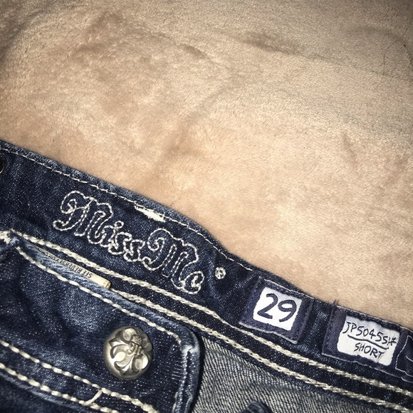 Cute name brand shorts - Picture 6 of 12